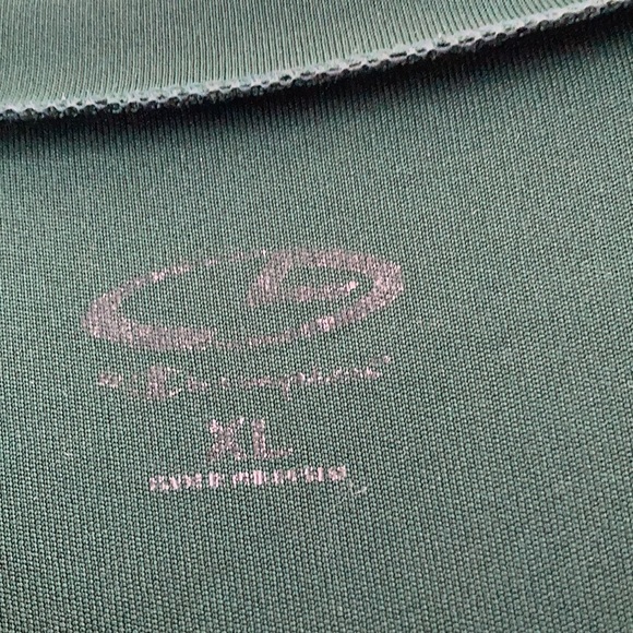 FINAL MARKDOWN Men’s champion tee xl - Picture 3 of 3